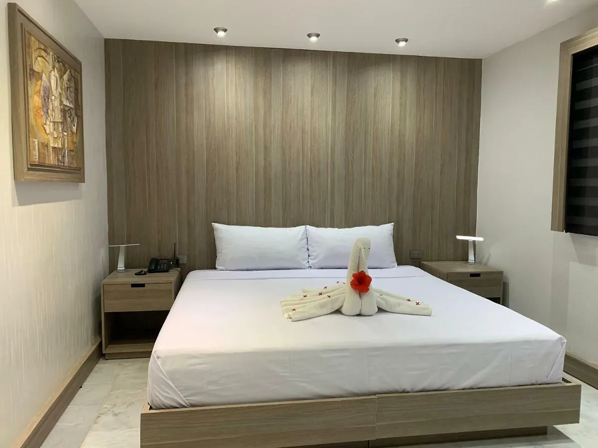 Hotel Majestic Playacar Playa del Carmen 4*,