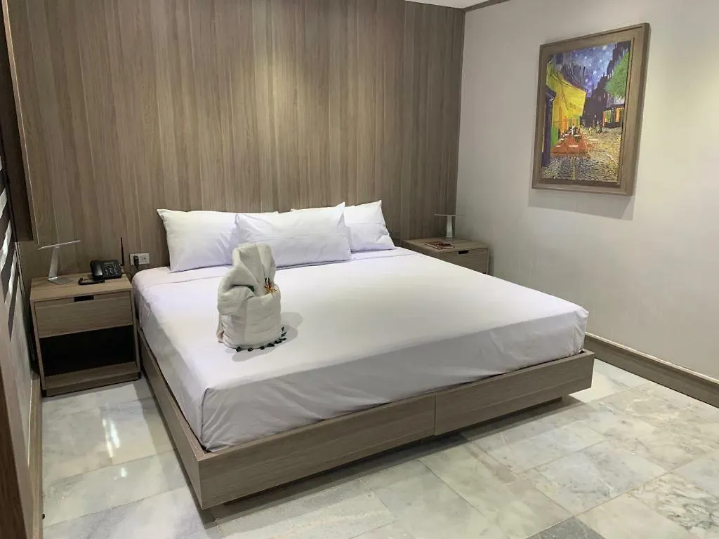 Hotel Majestic Playacar Playa del Carmen 4*,